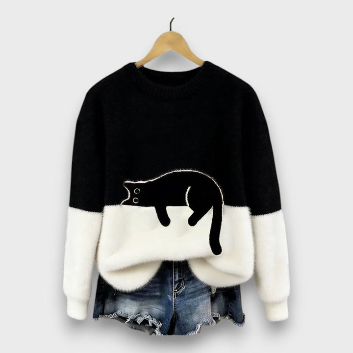 Marel – Cozy Knit with Playful Charm
