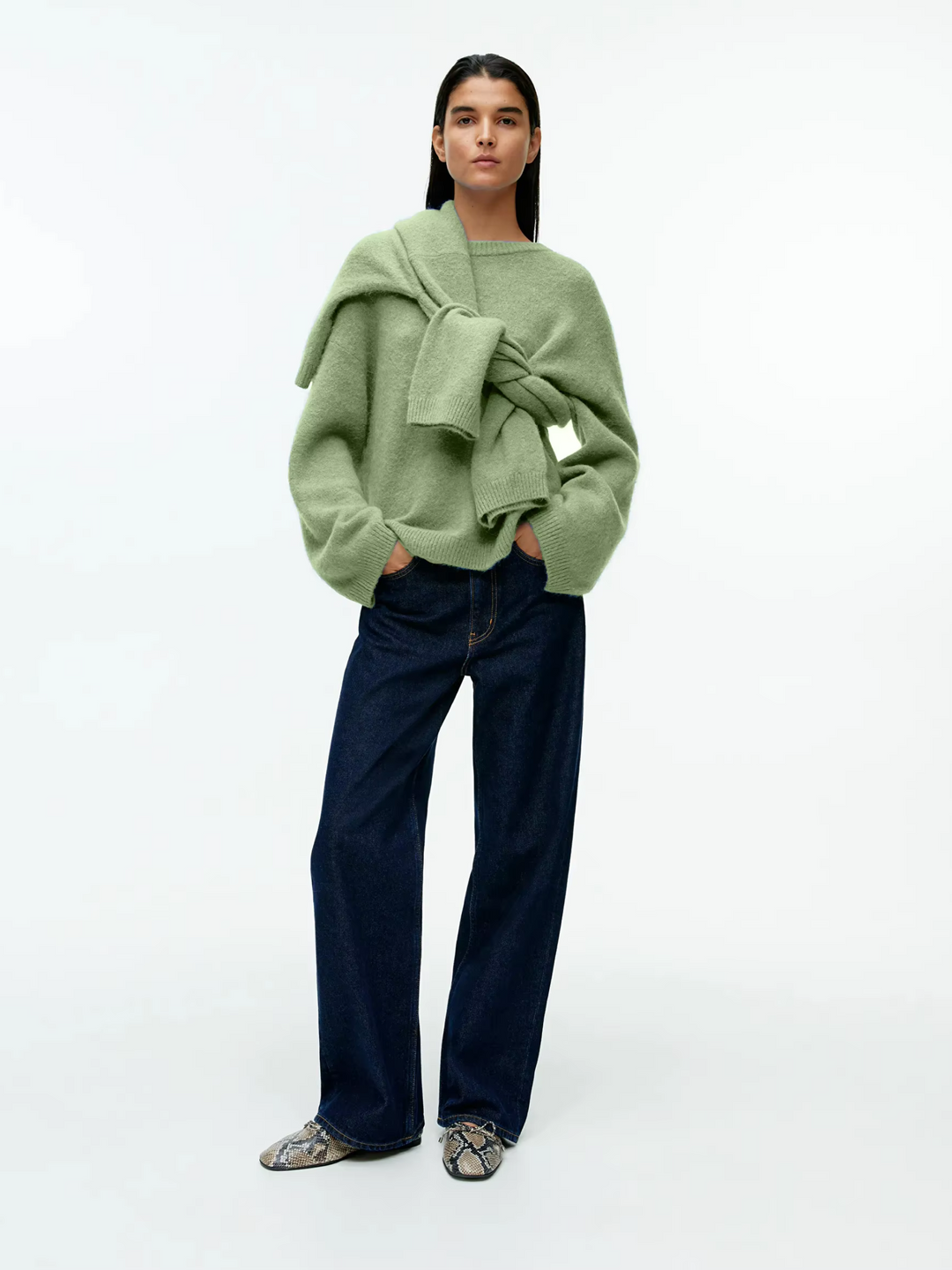 Kyrisse – Minimalist sweater